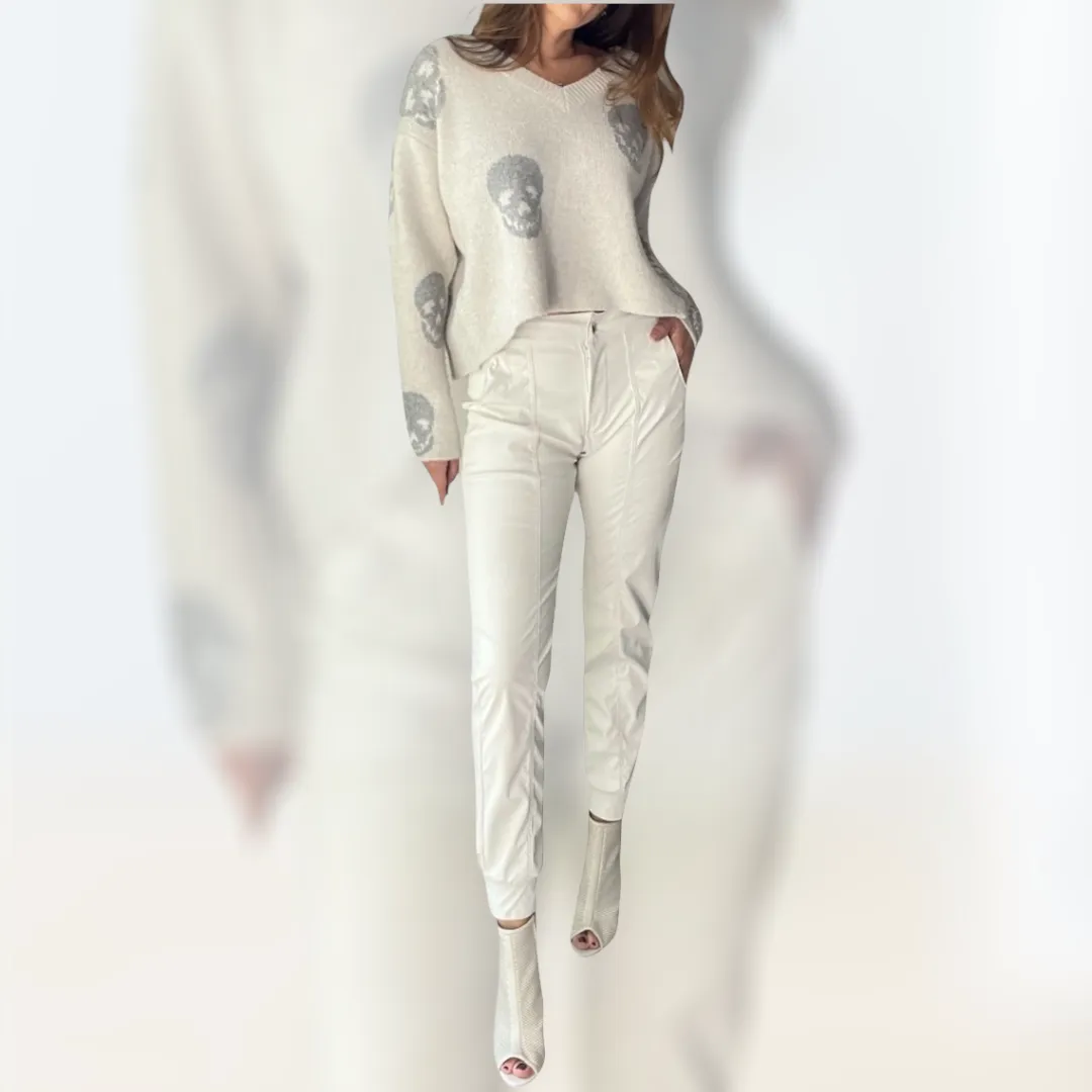 alana-pantas-25_11zon