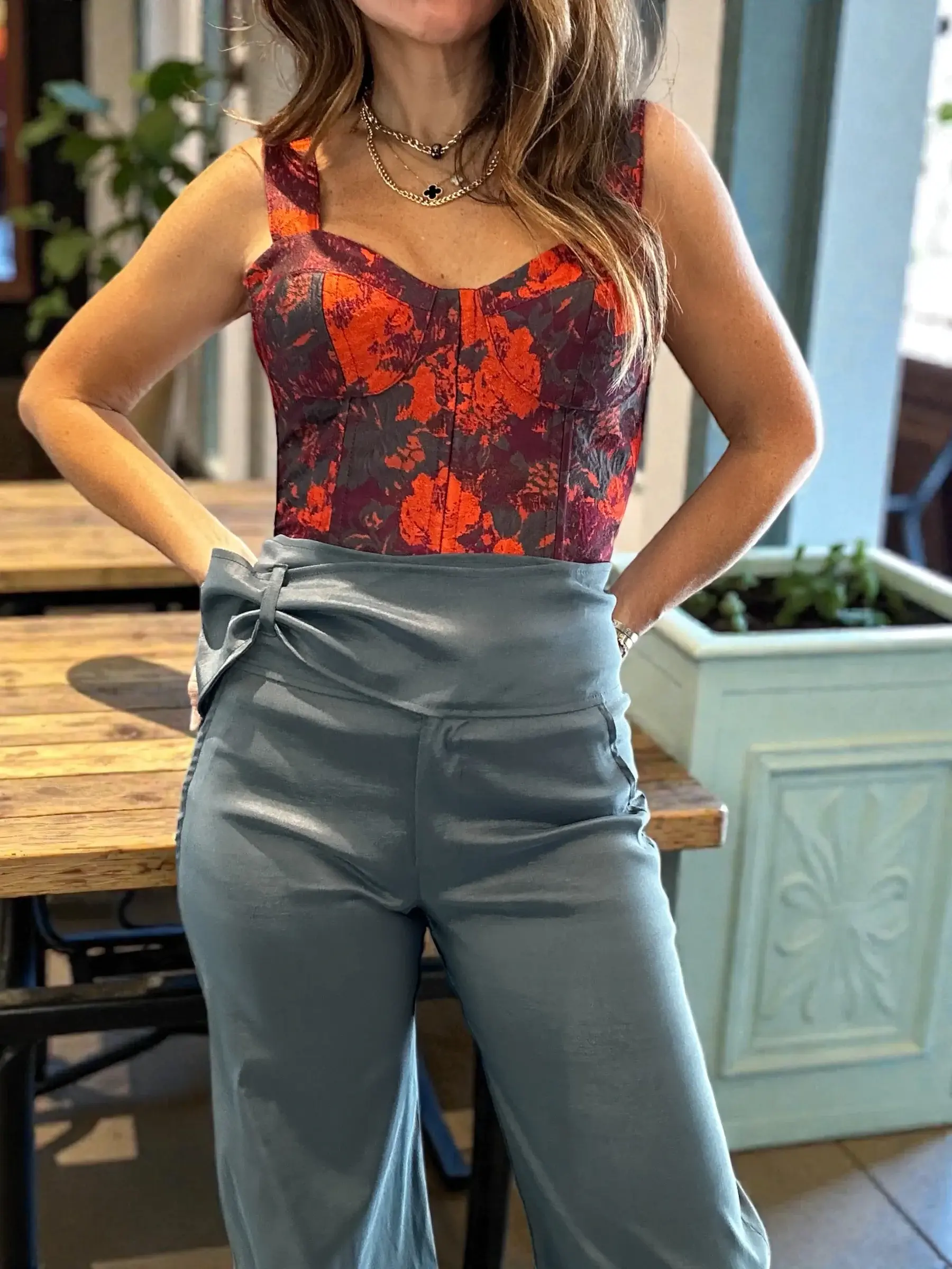 lina-pants-tafeta-verde-grisaseo