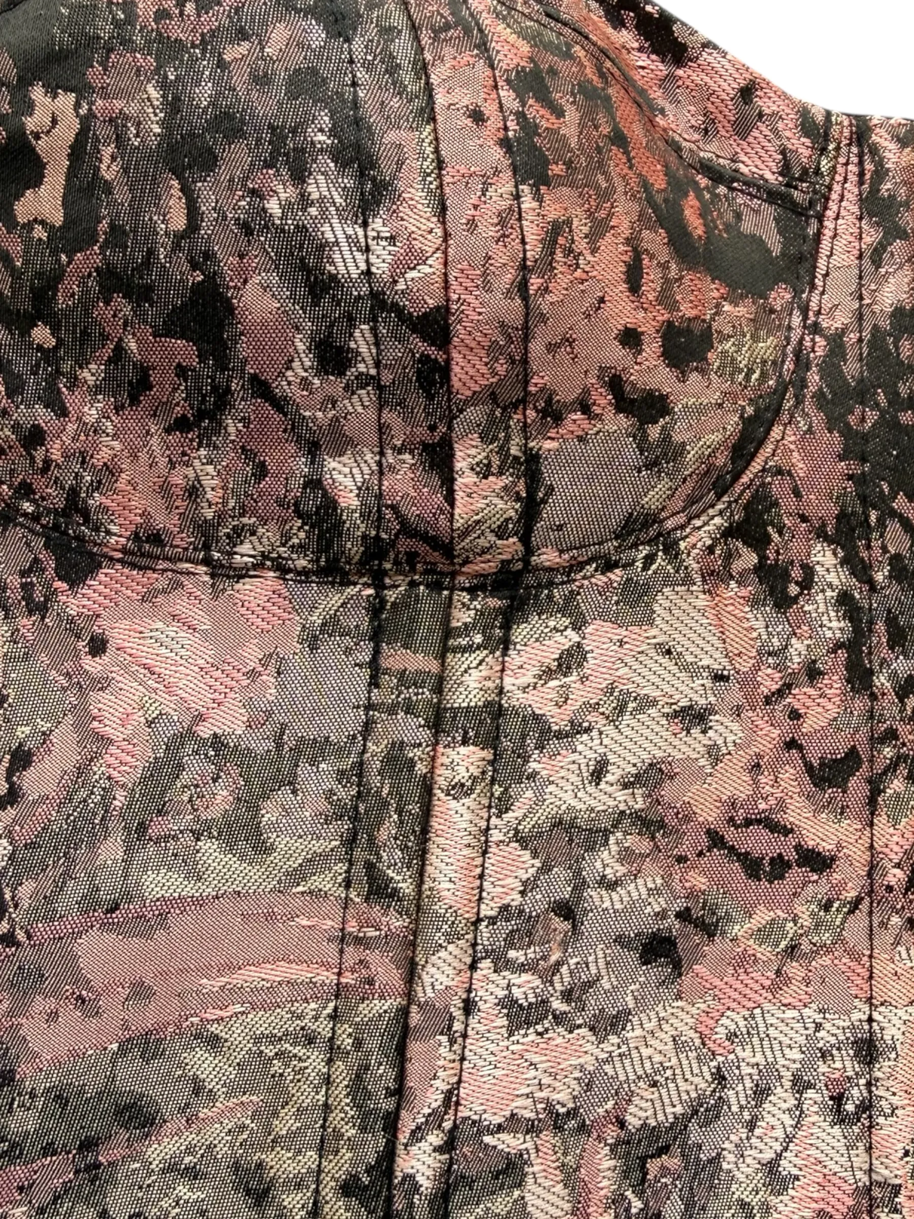 bustier-flores-rosas-negro-y-olivo_11zon