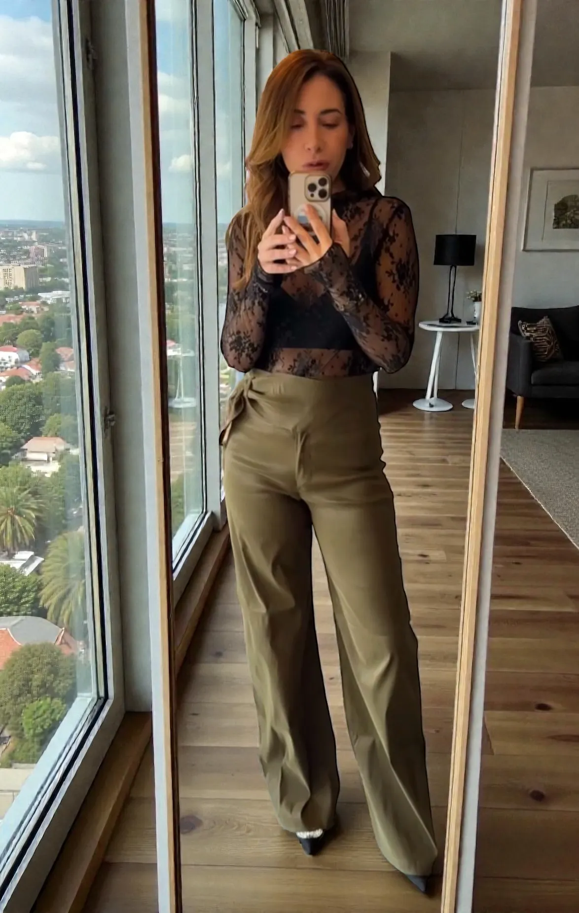 mesh-encaje-fino-dedo-verde_11zon