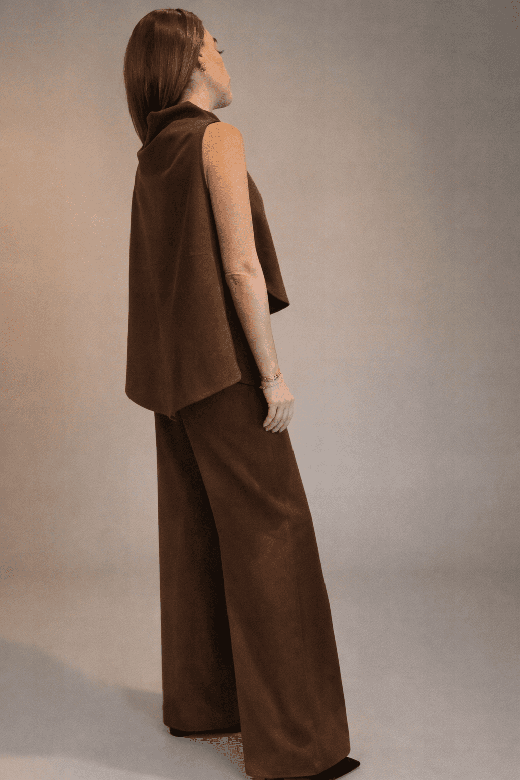 9049D7D3-5875-4A4A-BCAE-B5C2141FA449